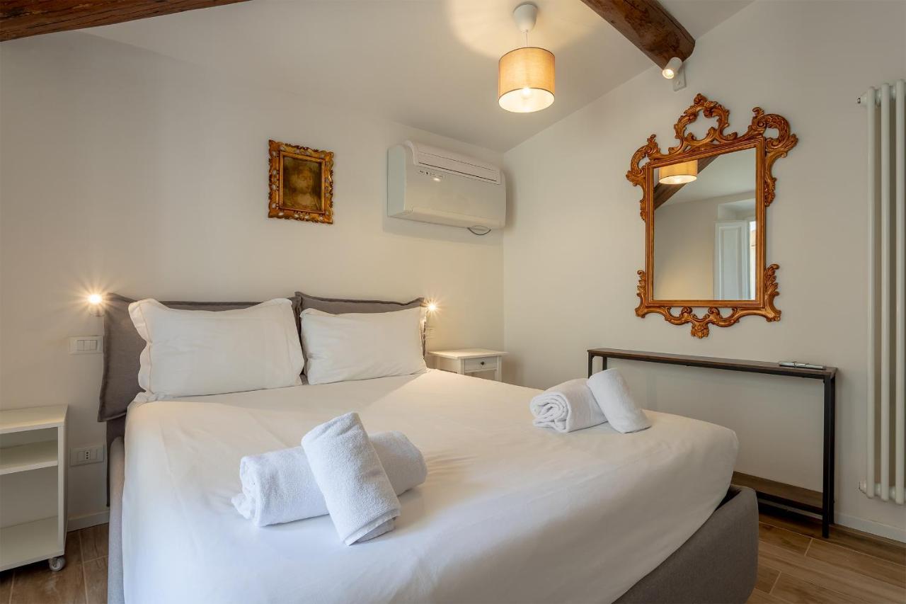 Piazza Dei Rossi Due View Apartment Firenze Bagian luar foto